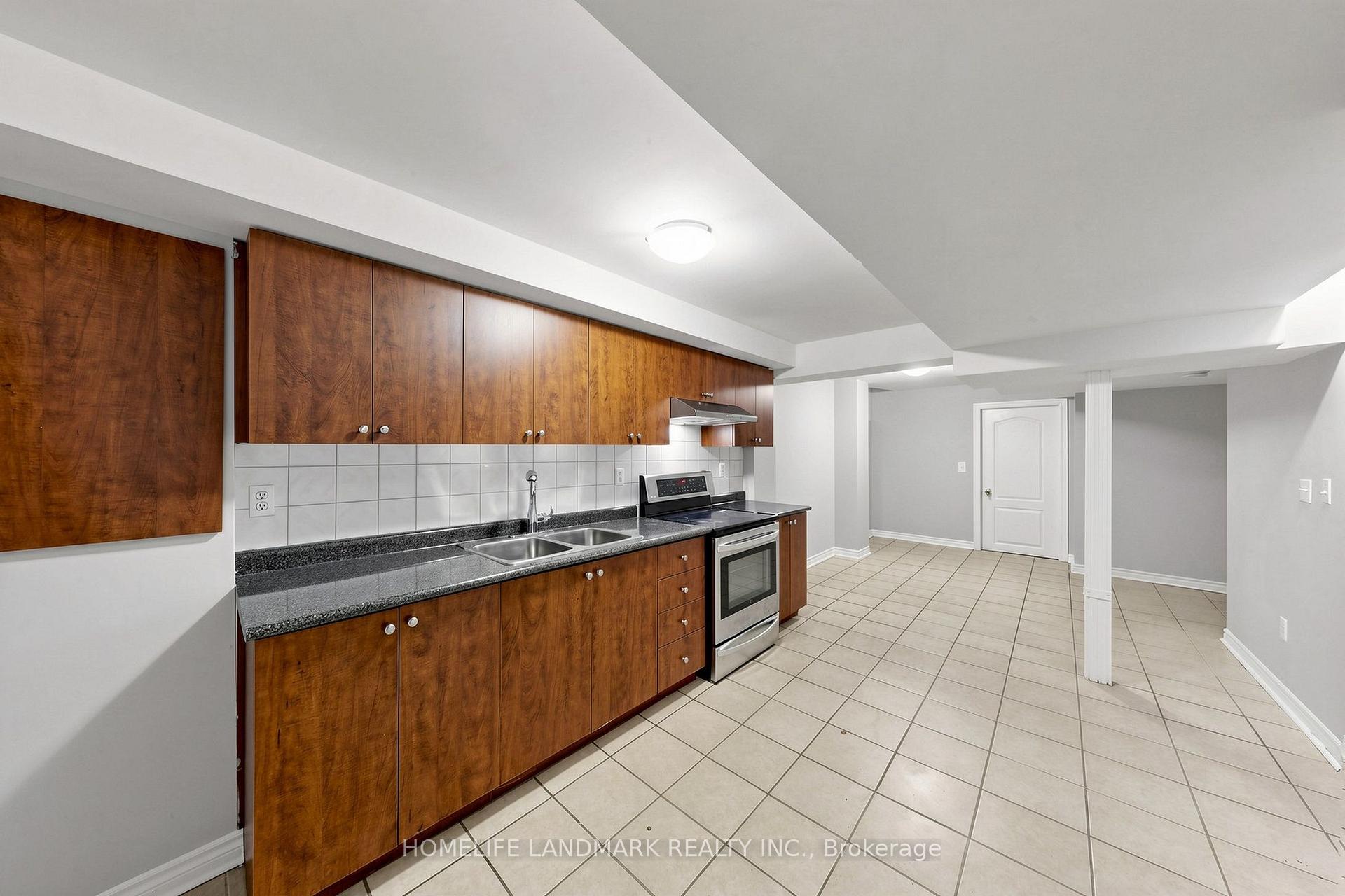 Photo 39 of 199 Purcell Crescent, Vaughan, Maple — HOMEH