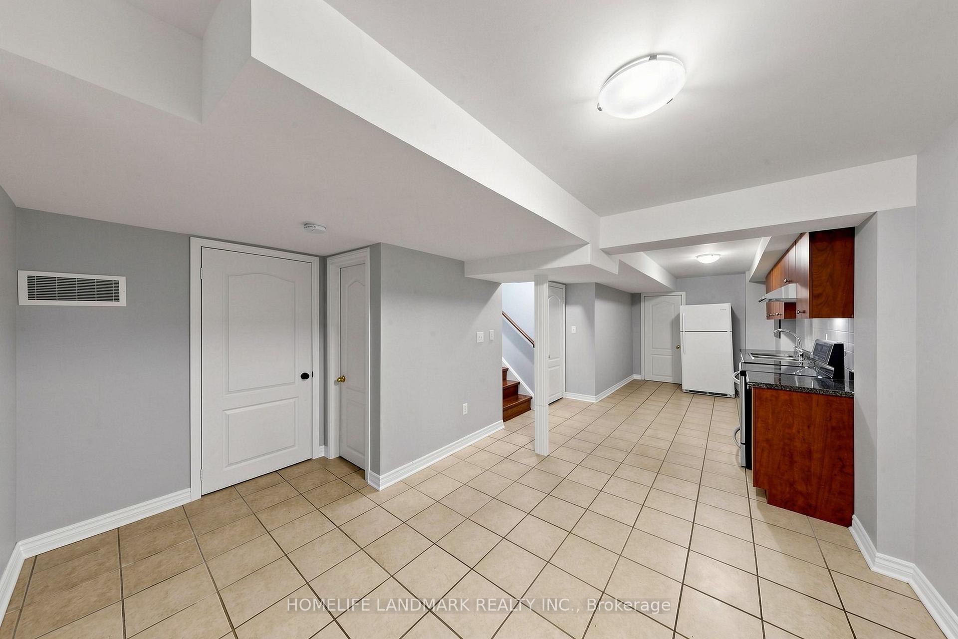 Photo 41 of 199 Purcell Crescent, Vaughan, Maple — HOMEH