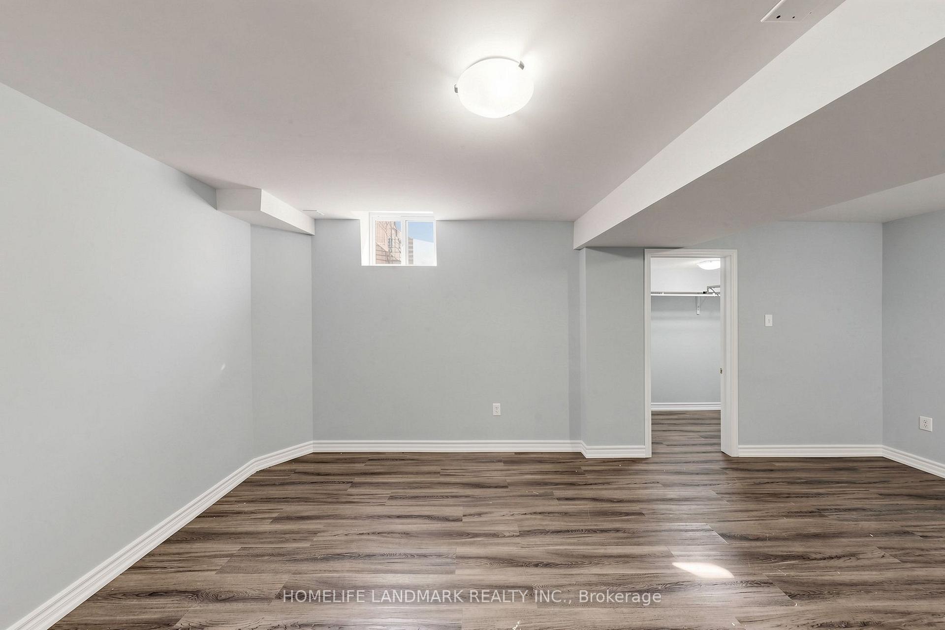 Photo 43 of 199 Purcell Crescent, Vaughan, Maple — HOMEH