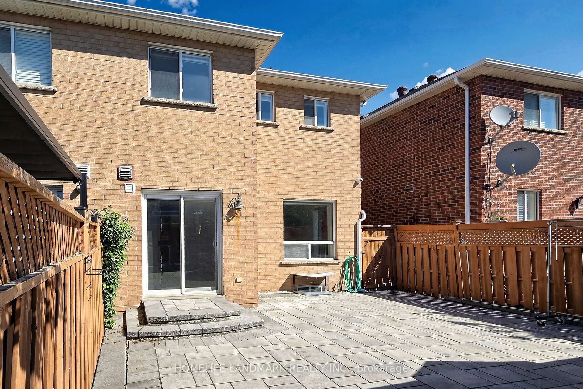 Photo 48 of 199 Purcell Crescent, Vaughan, Maple — HOMEH