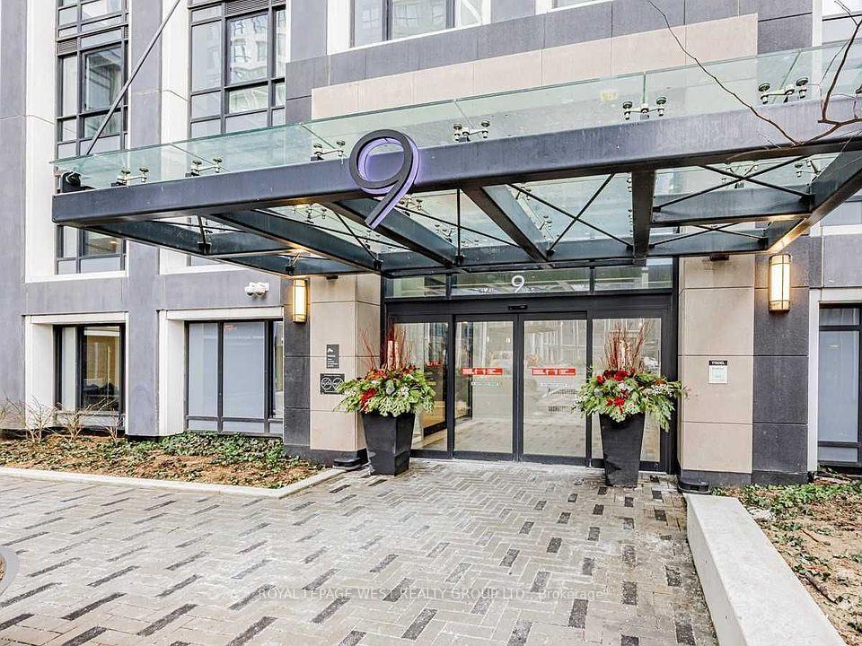 Front of Unit 3015, 9 mabelle Avenue