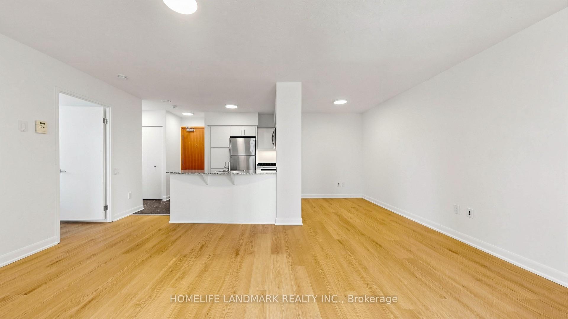 Photo 8 of Unit 1105, 33 Sheppard Avenue E, North York, Willowdale East — HOMEH