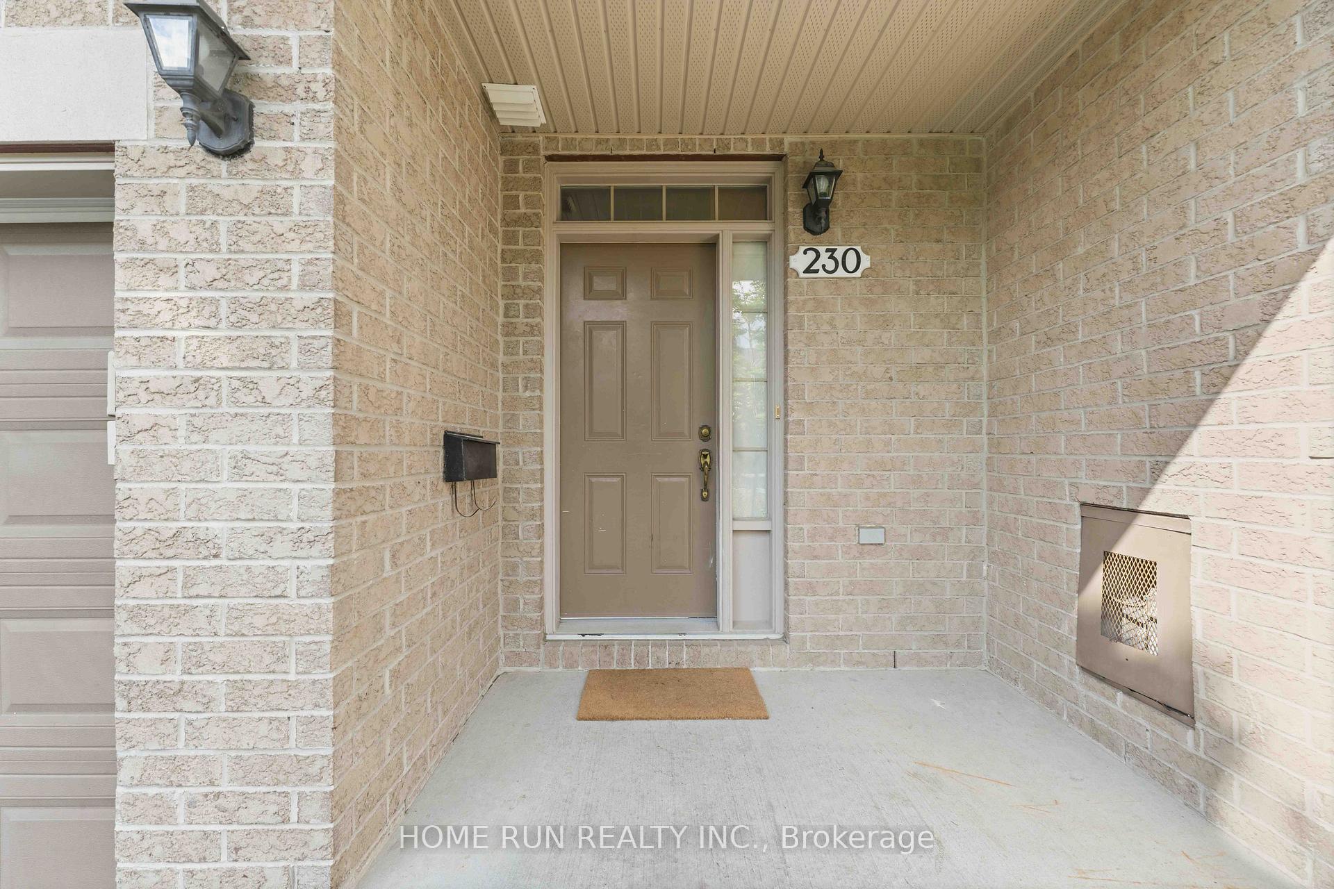 Photo 2 of 230 Badgeley Avenue, Ottawa, Kanata - Kanata Lakes/Heritage Hills — HOMEH
