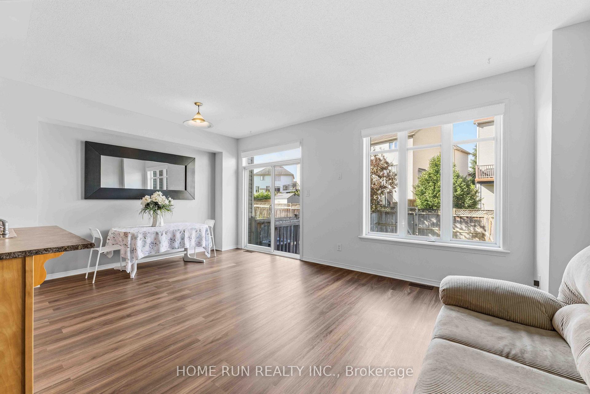 Photo 6 of 230 Badgeley Avenue, Ottawa, Kanata - Kanata Lakes/Heritage Hills — HOMEH