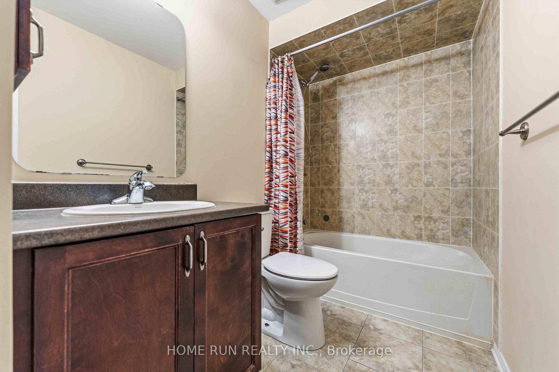 Photo 18 of 230 Badgeley Avenue, Ottawa, Kanata - Kanata Lakes/Heritage Hills — HOMEH