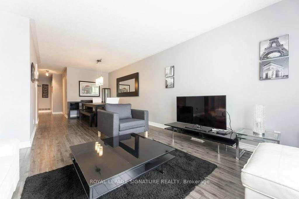 Photo 7 of 676 Abana Road, Mississauga, Cooksville — HOMEH
