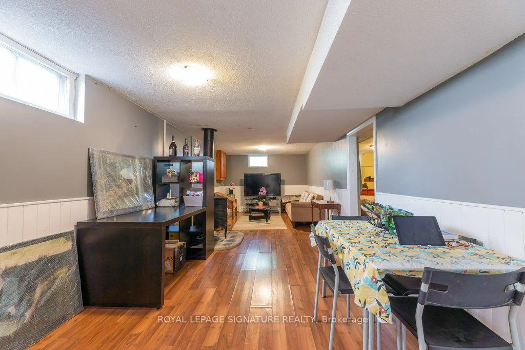 Photo 25 of 676 Abana Road, Mississauga, Cooksville — HOMEH