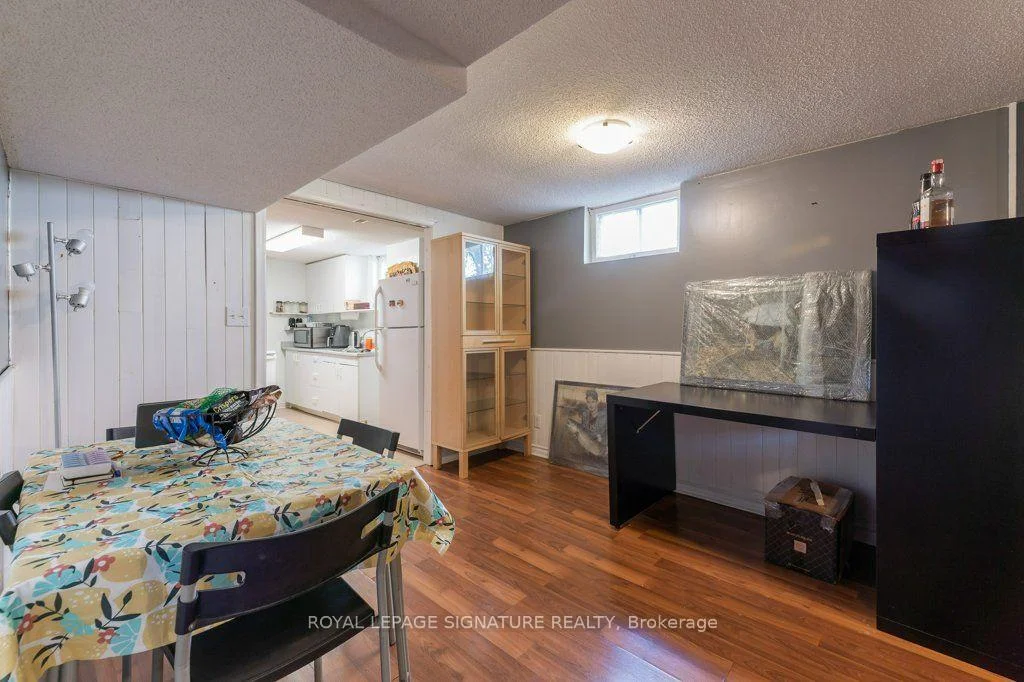 Photo 28 of 676 Abana Road, Mississauga, Cooksville — HOMEH