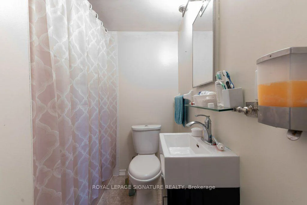 Photo 29 of 676 Abana Road, Mississauga, Cooksville — HOMEH