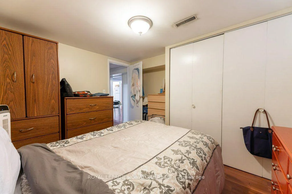 Photo 31 of 676 Abana Road, Mississauga, Cooksville — HOMEH