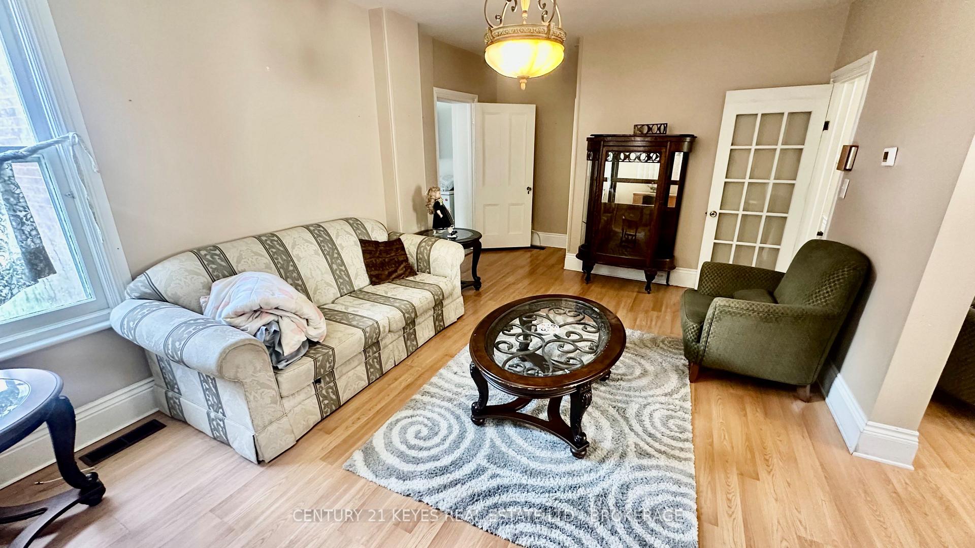Photo 5 of 216 Brock Street, Gananoque, Gananoque — HOMEH
