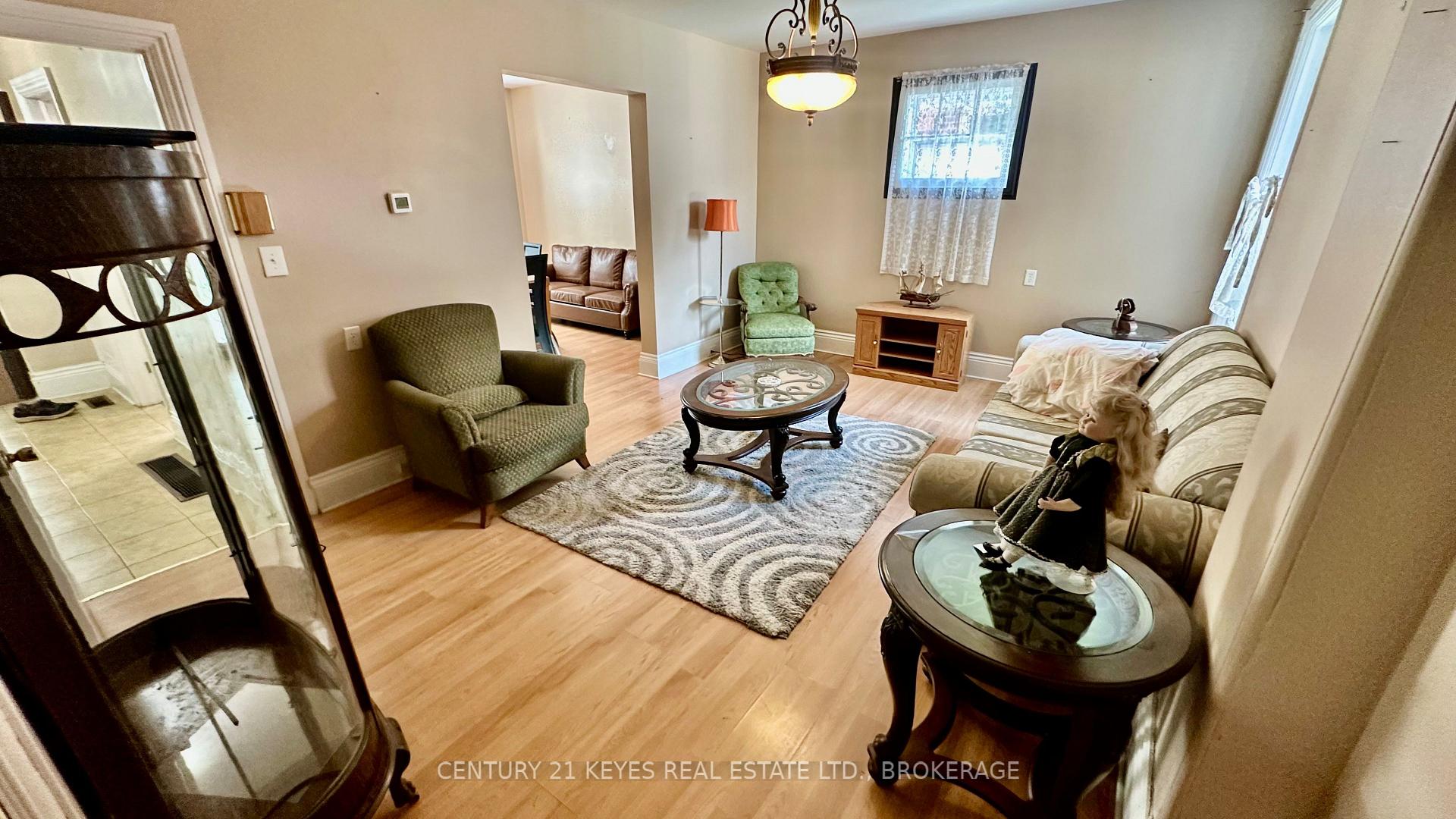 Photo 11 of 216 Brock Street, Gananoque, Gananoque — HOMEH