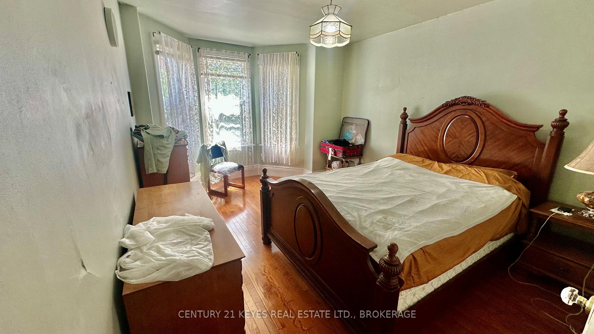Photo 20 of 216 Brock Street, Gananoque, Gananoque — HOMEH