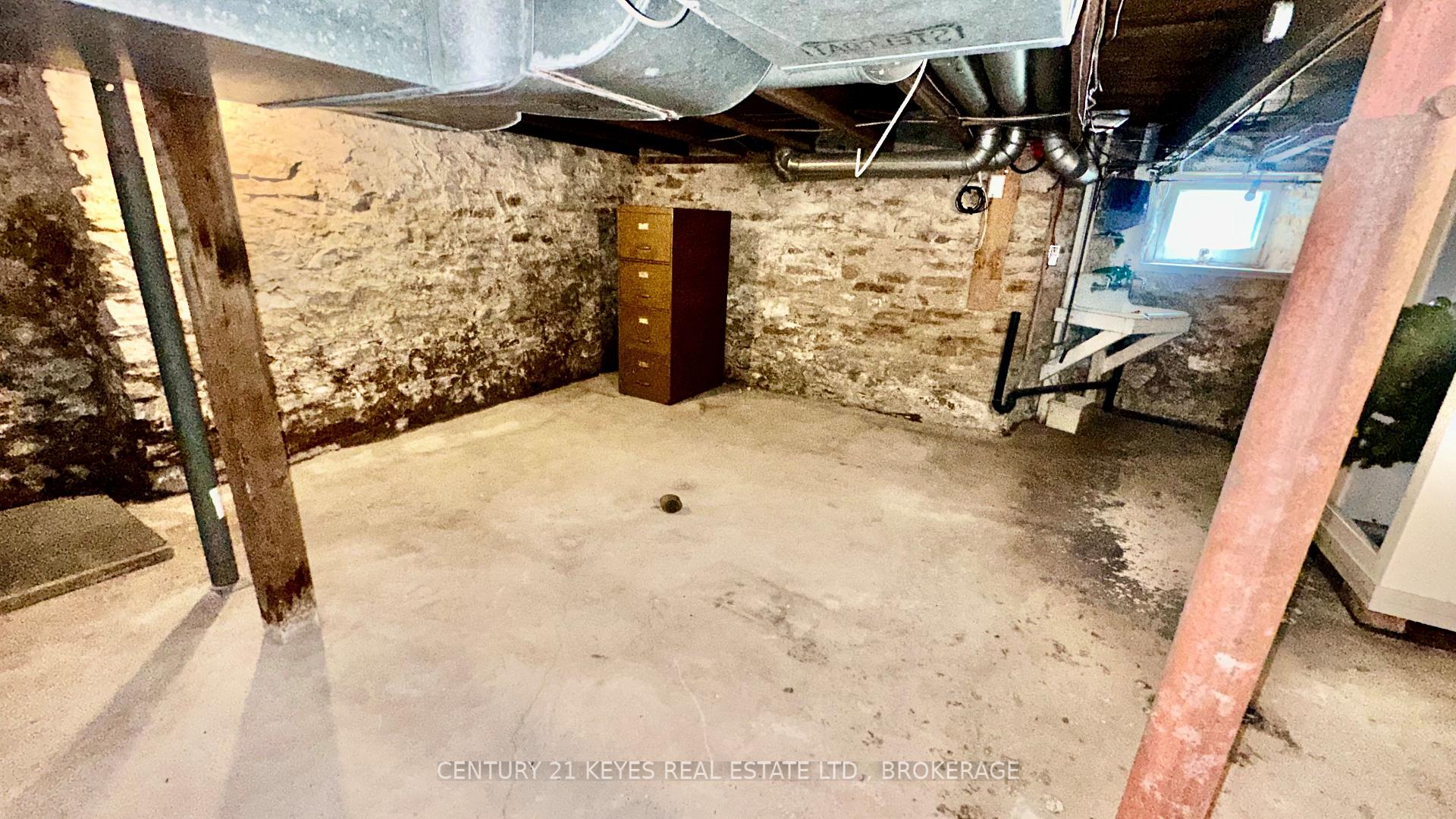 Photo 23 of 216 Brock Street, Gananoque, Gananoque — HOMEH