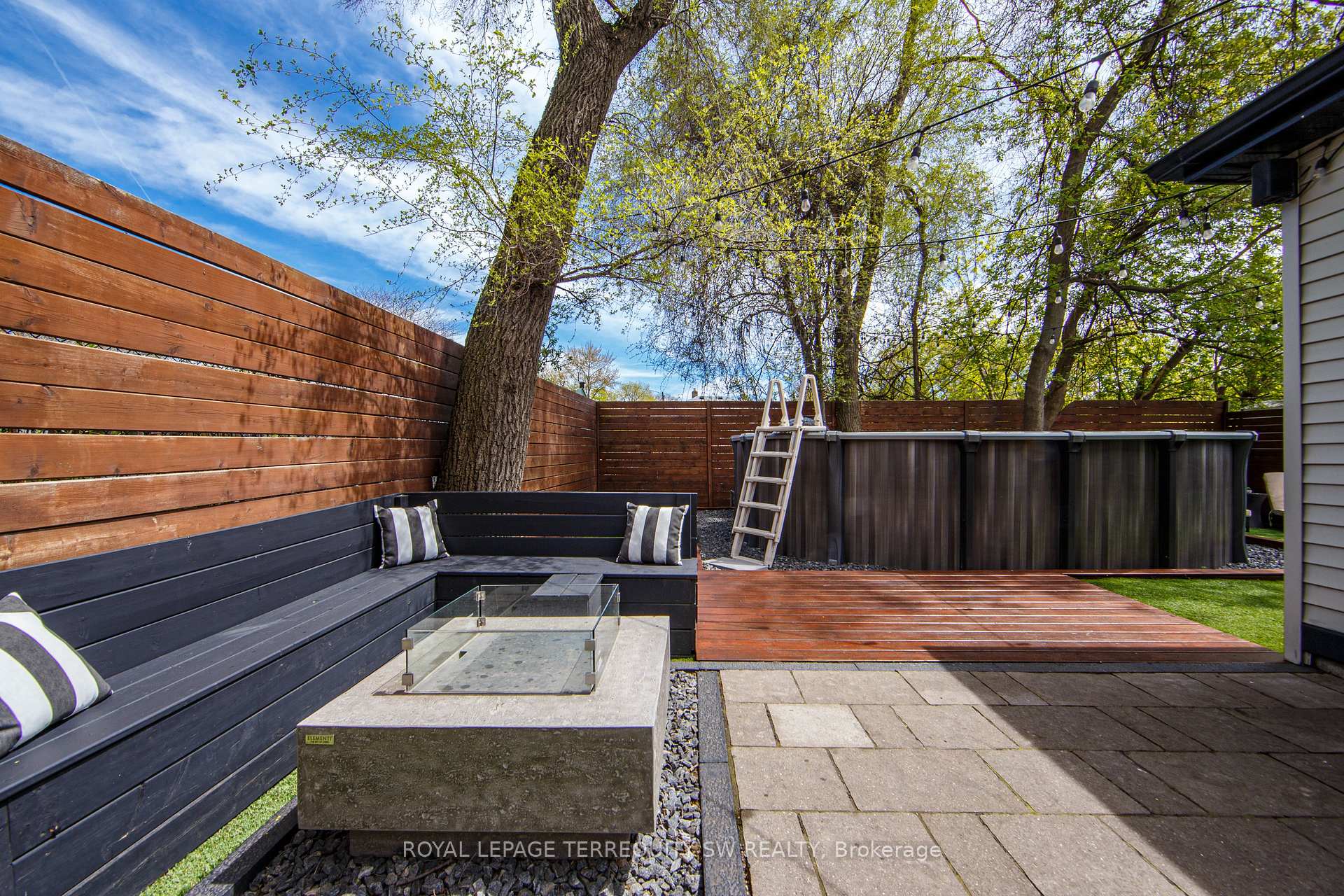 Photo 39 of 888 Fourth Street, Mississauga, Lakeview — HOMEH