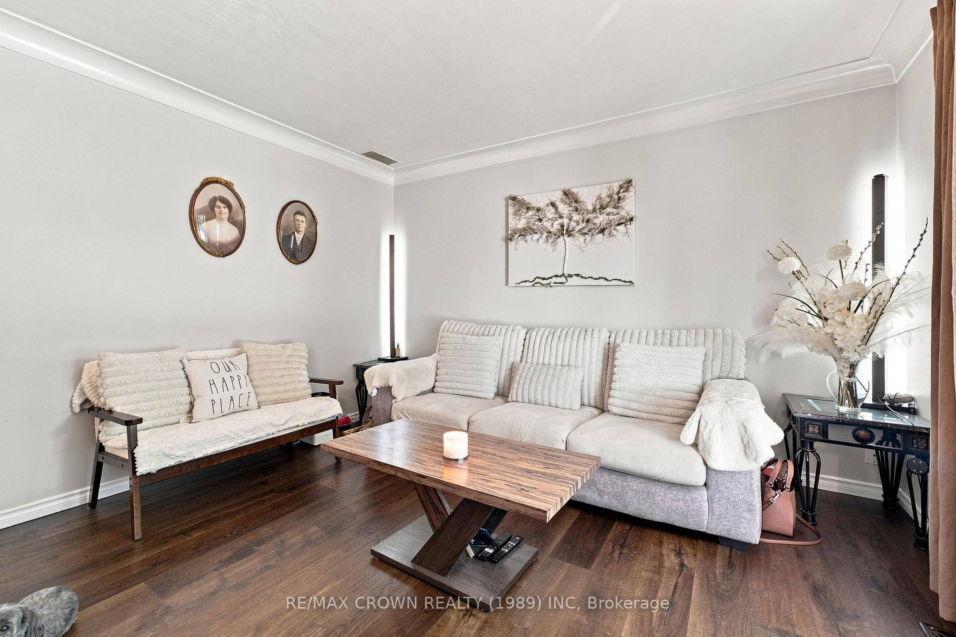 Photo 5 of 262 Lee Avenue, North Bay, Ferris — HOMEH