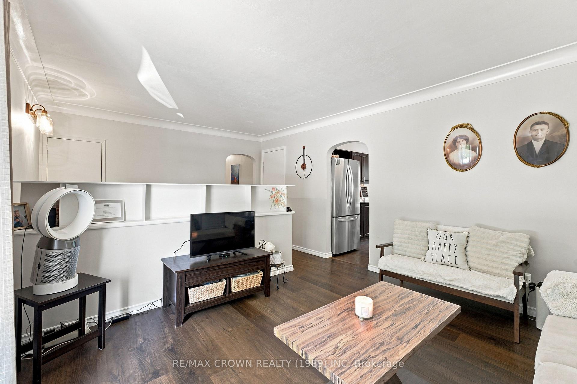 Photo 7 of 262 Lee Avenue, North Bay, Ferris — HOMEH