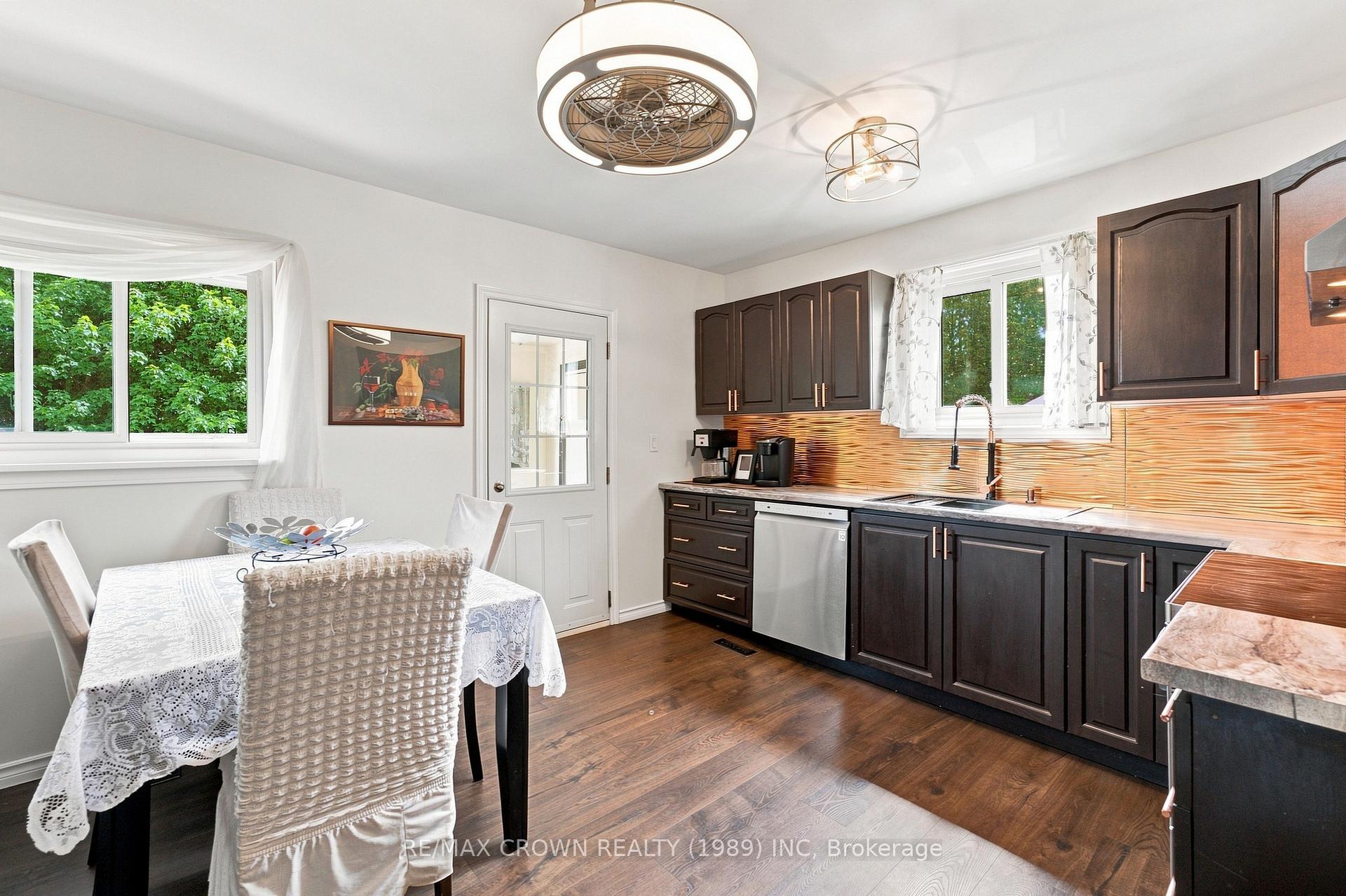 Photo 12 of 262 Lee Avenue, North Bay, Ferris — HOMEH