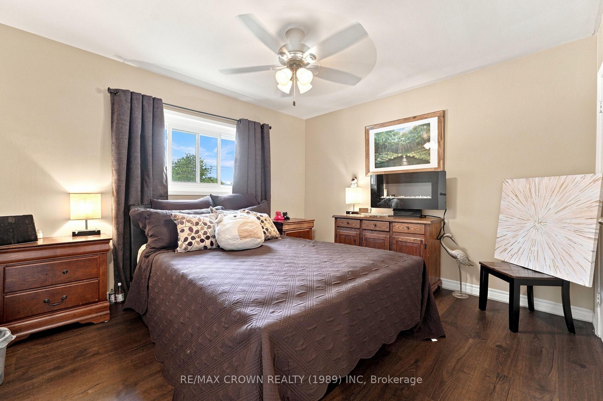 Photo 16 of 262 Lee Avenue, North Bay, Ferris — HOMEH