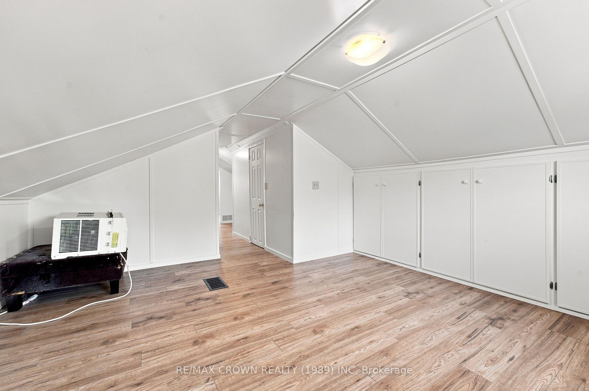 Photo 25 of 262 Lee Avenue, North Bay, Ferris — HOMEH