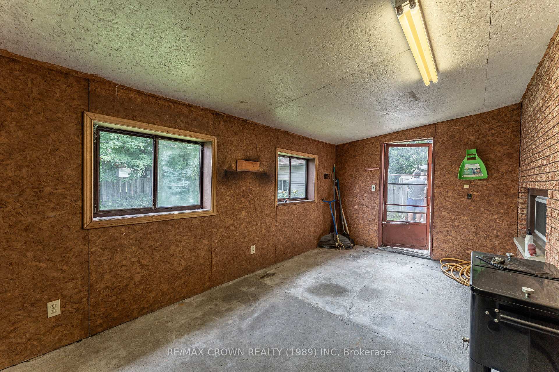 Photo 40 of 262 Lee Avenue, North Bay, Ferris — HOMEH