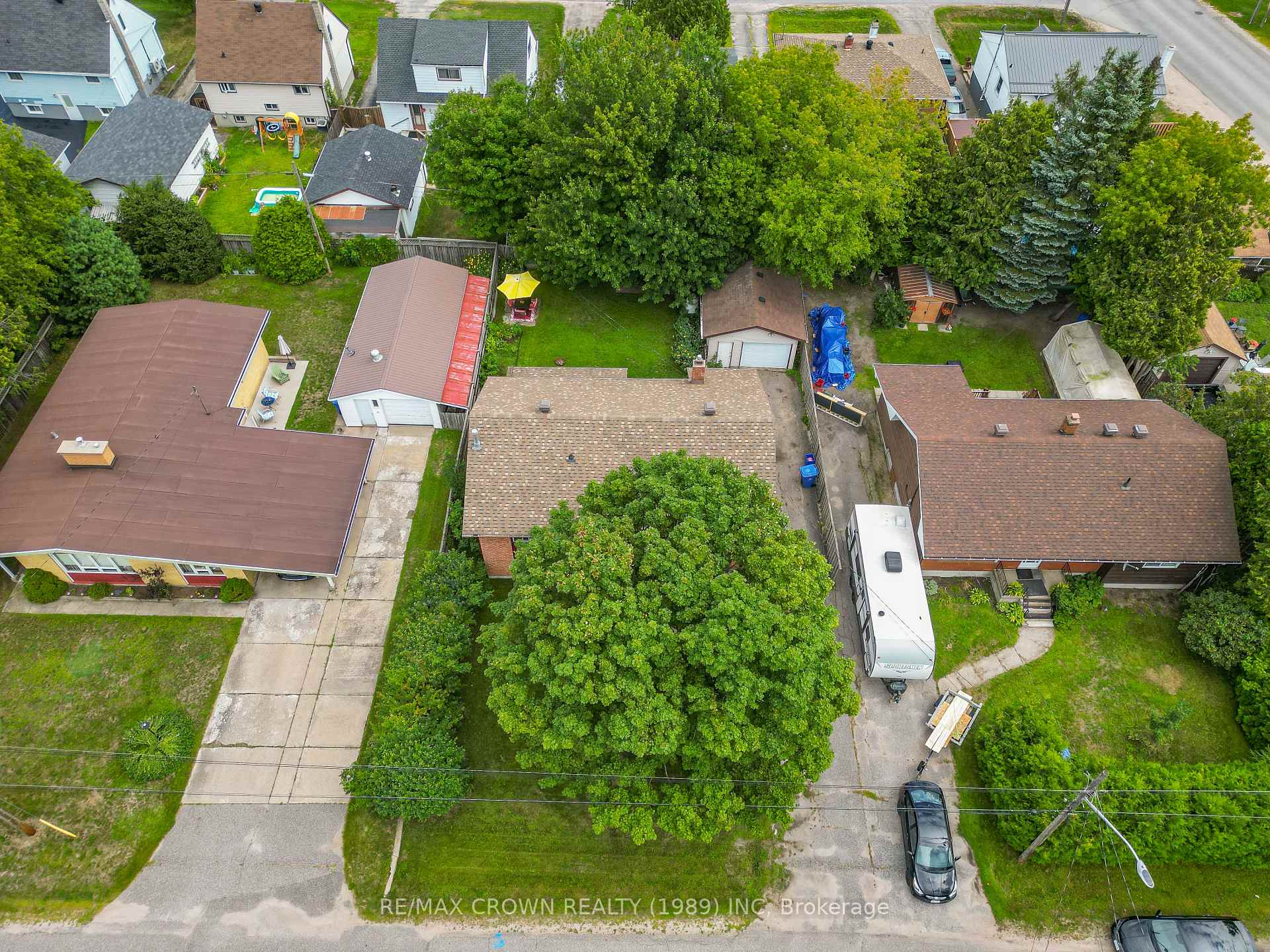 Photo 47 of 262 Lee Avenue, North Bay, Ferris — HOMEH