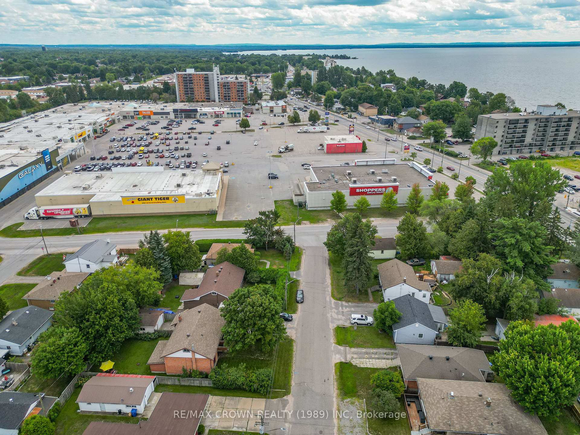 Photo 51 of 262 Lee Avenue, North Bay, Ferris — HOMEH