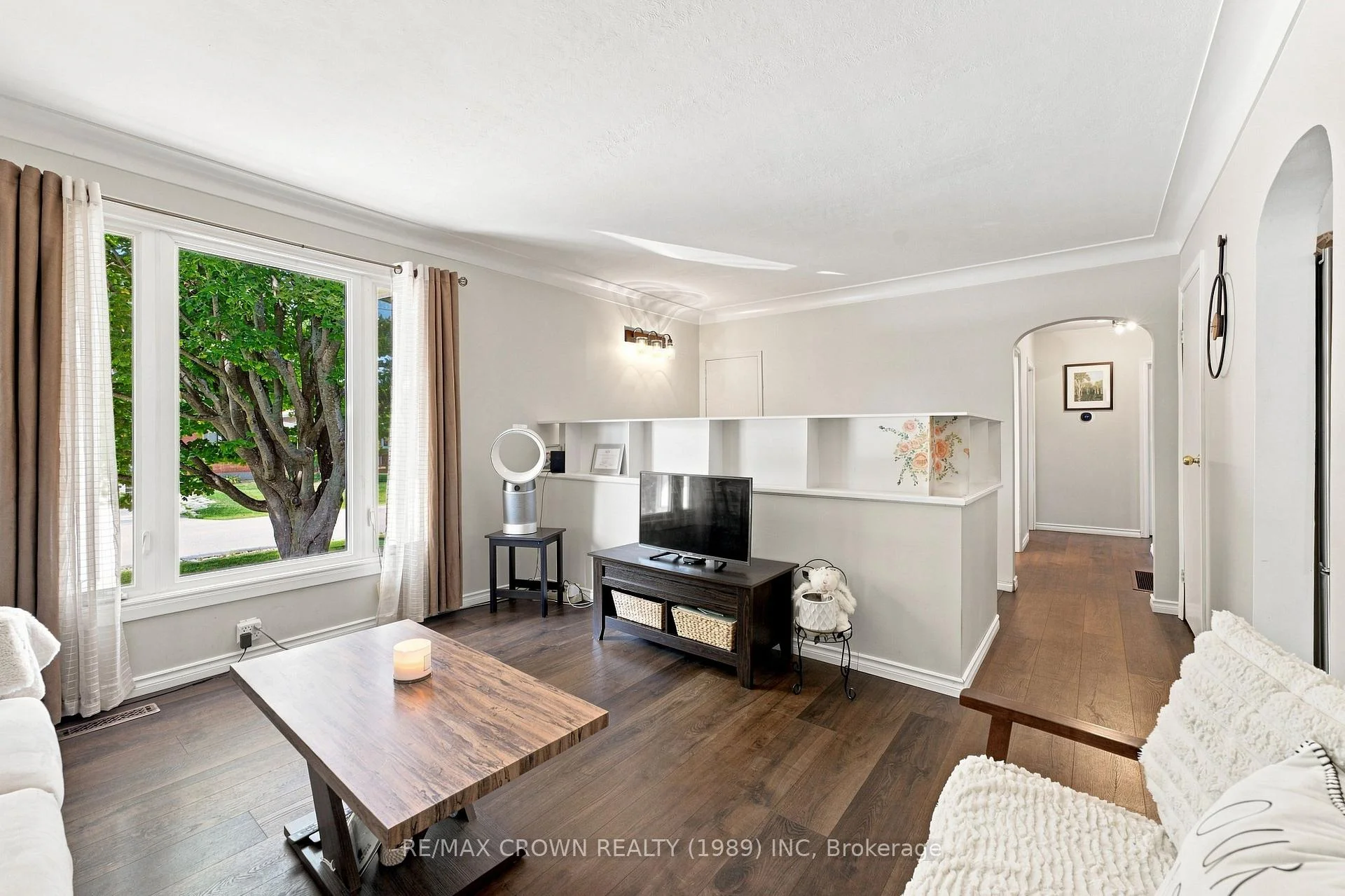 Photo 6 of 262 Lee Avenue, North Bay, Ferris — HOMEH