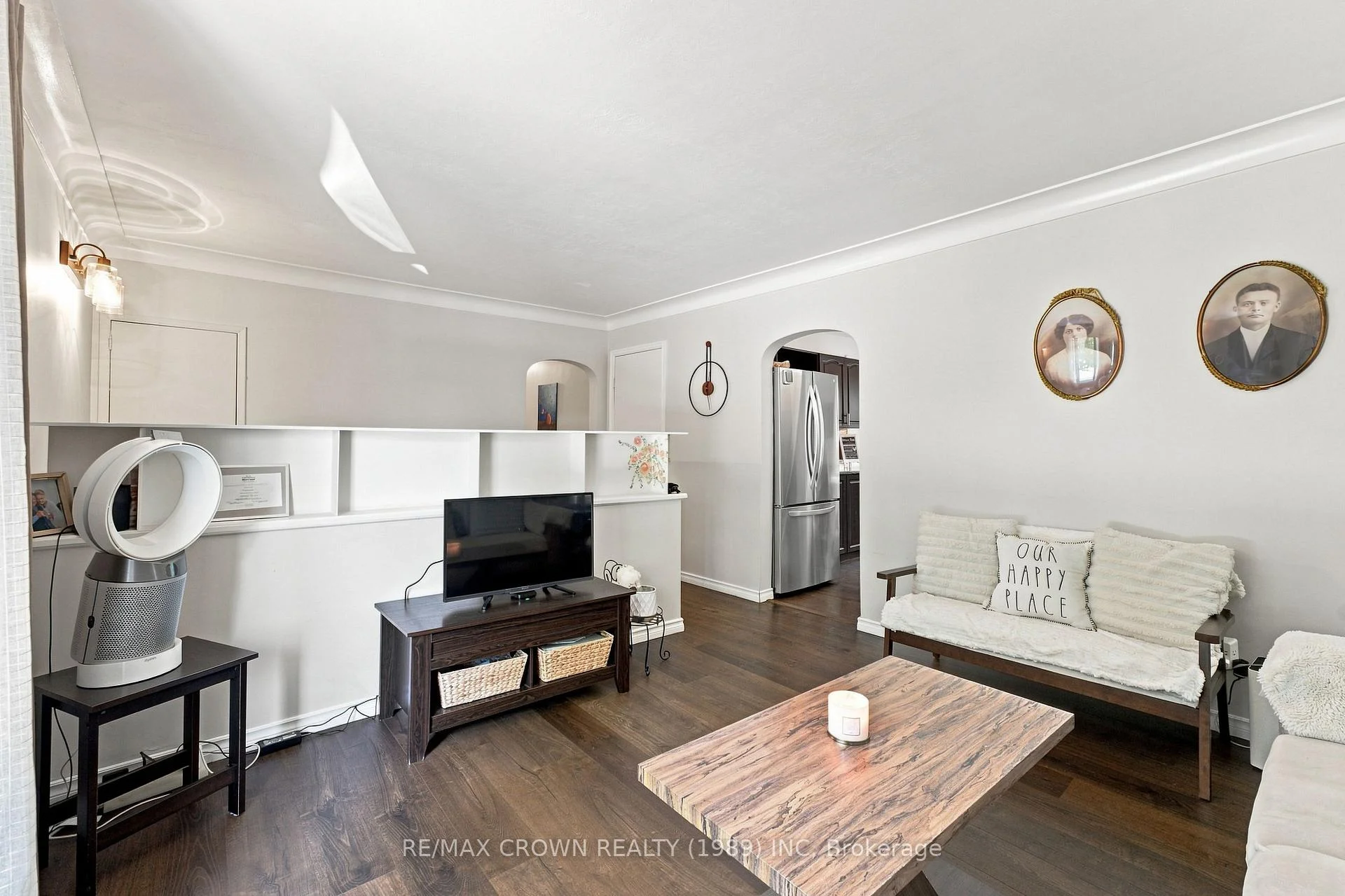 Photo 9 of 262 Lee Avenue, North Bay, Ferris — HOMEH