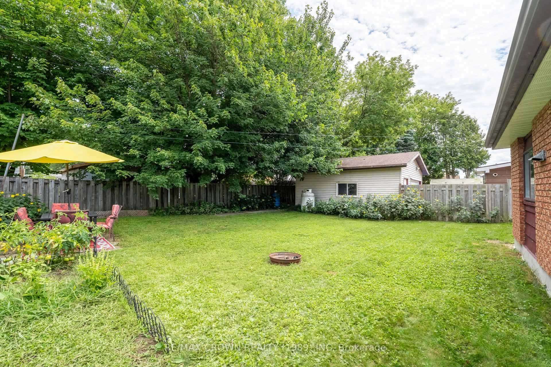 Photo 44 of 262 Lee Avenue, North Bay, Ferris — HOMEH