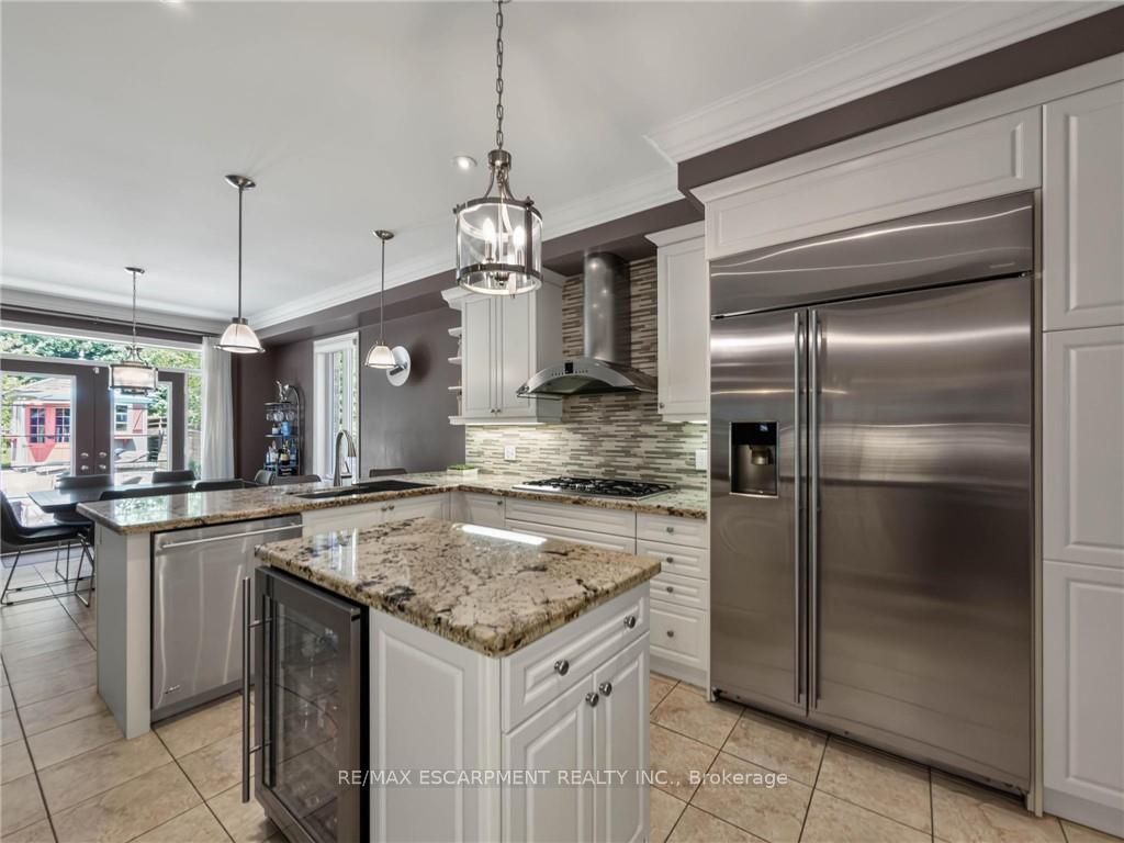 Photo 9 of 80 Sutherland Crescent, Hamilton, Ancaster — HOMEH