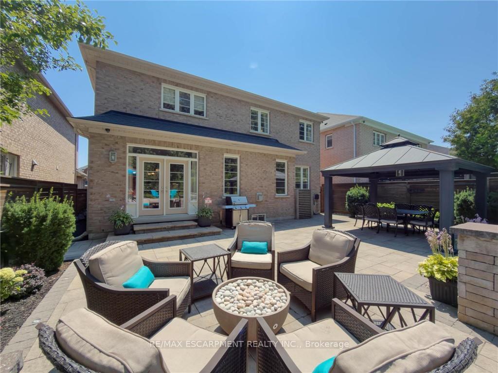 Photo 33 of 80 Sutherland Crescent, Hamilton, Ancaster — HOMEH