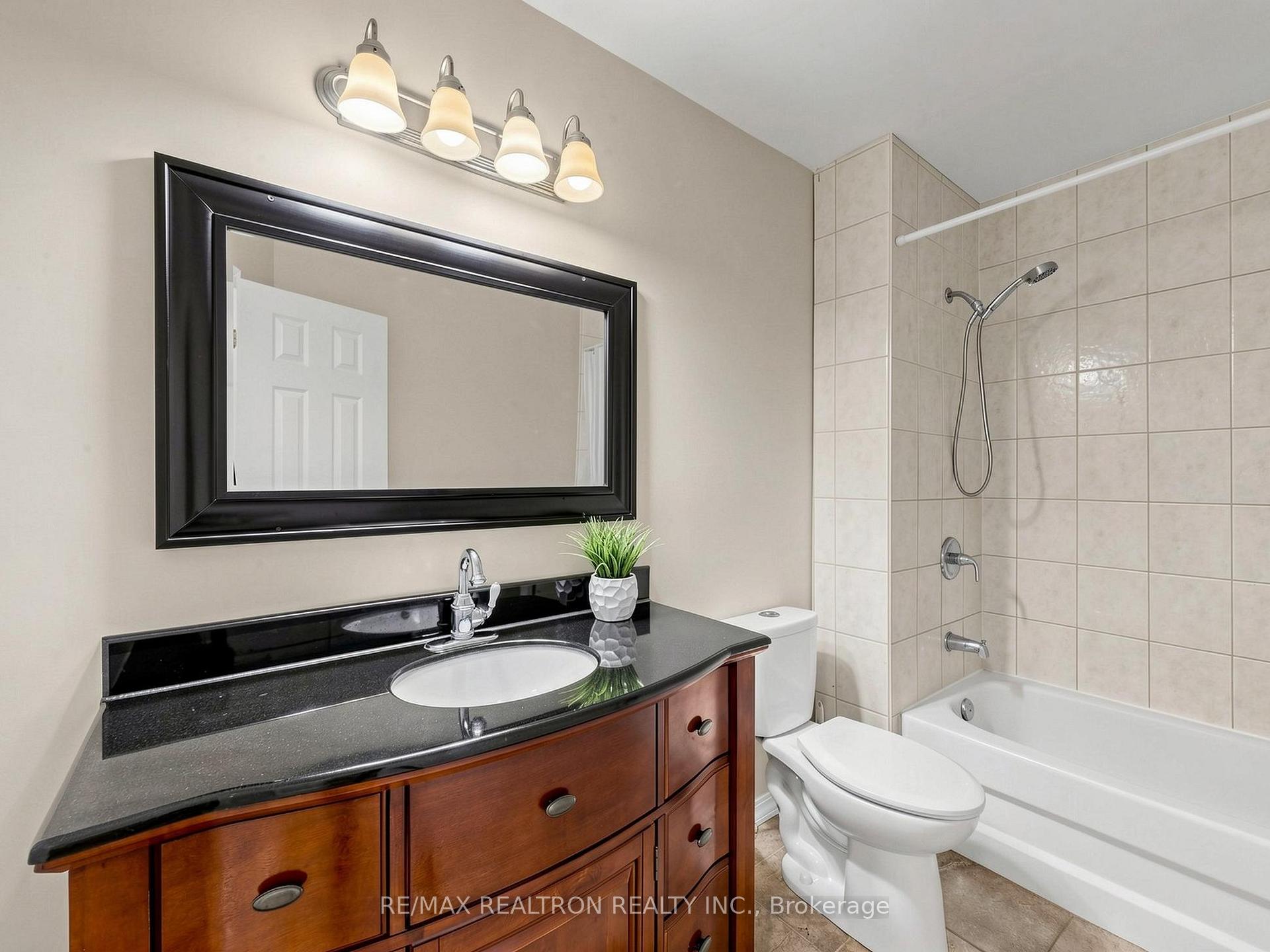 Photo 26 of 12 Robin Court, Barrie, Cundles East — HOMEH