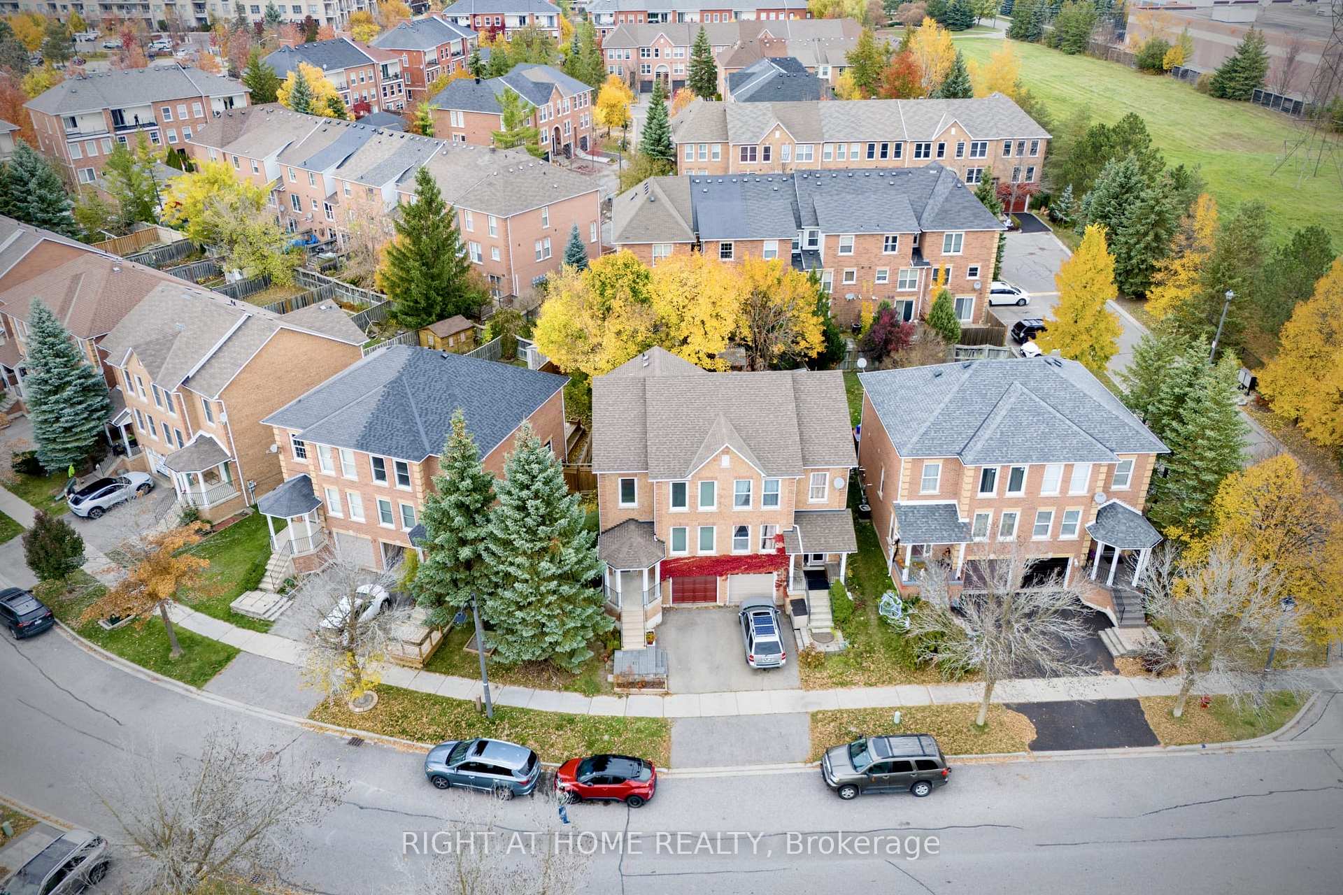 Photo 2 of 54 Amberhill Way, Aurora, Bayview Wellington — HOMEH