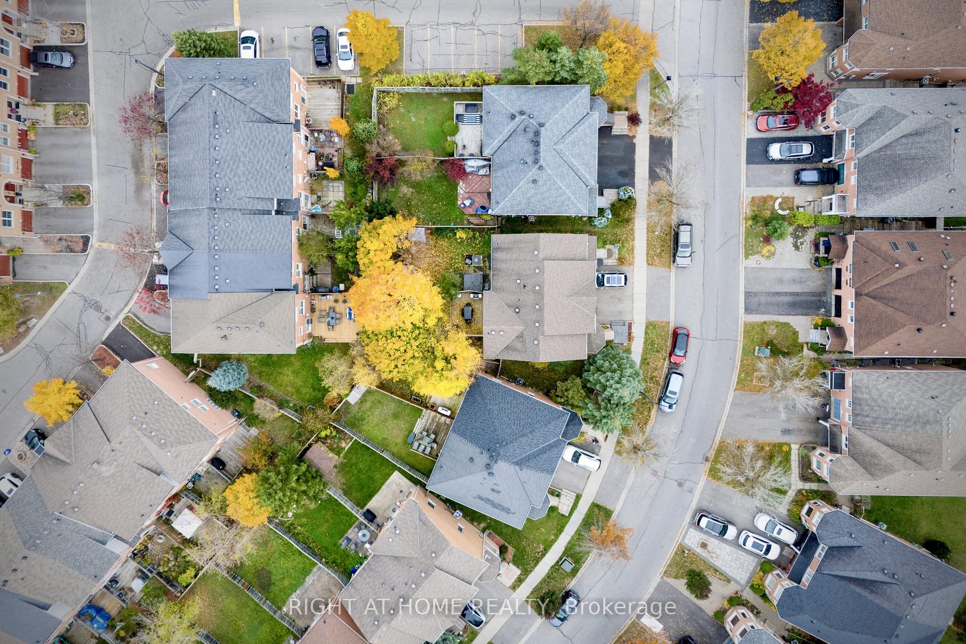 Photo 3 of 54 Amberhill Way, Aurora, Bayview Wellington — HOMEH
