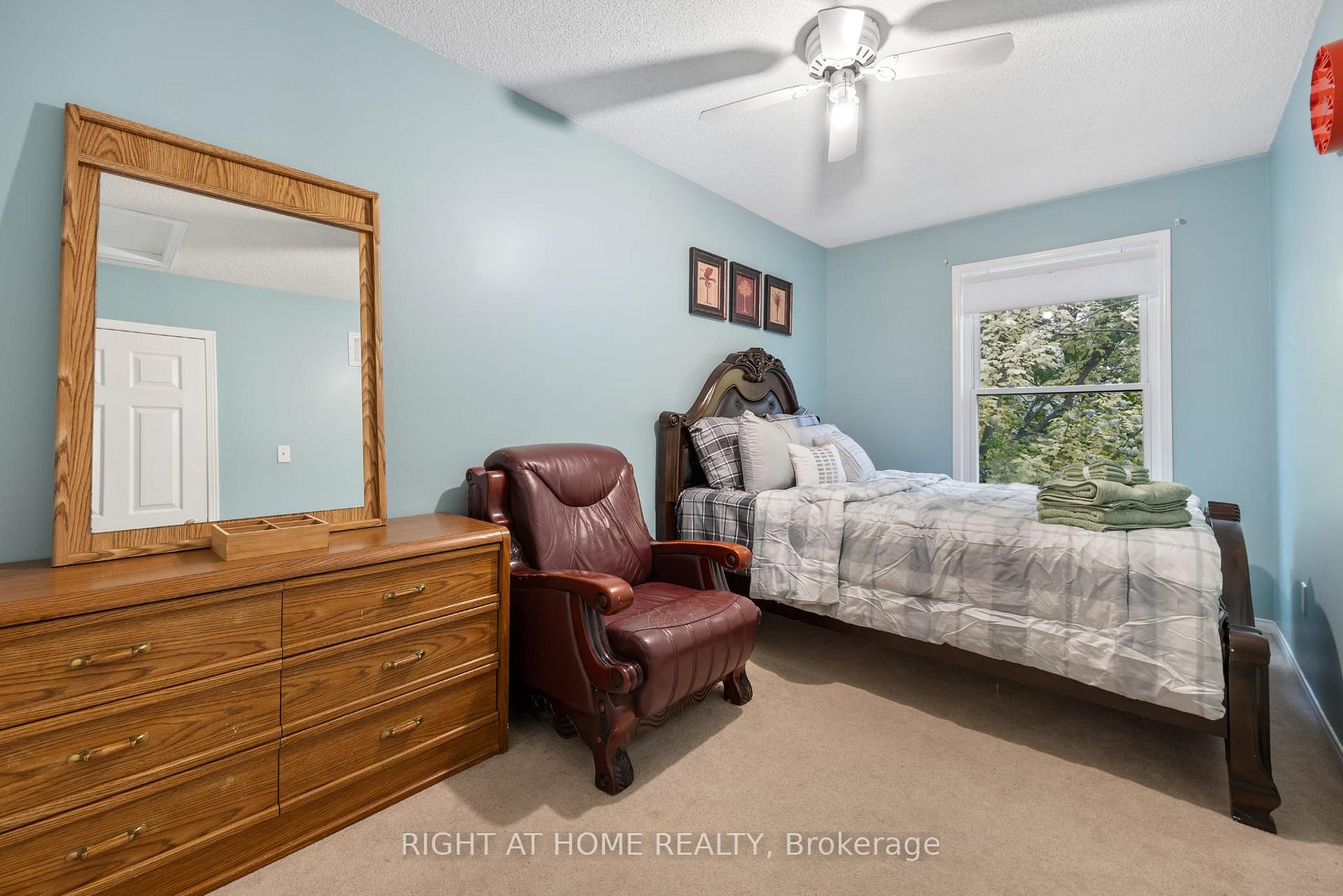 Photo 9 of 54 Amberhill Way, Aurora, Bayview Wellington — HOMEH