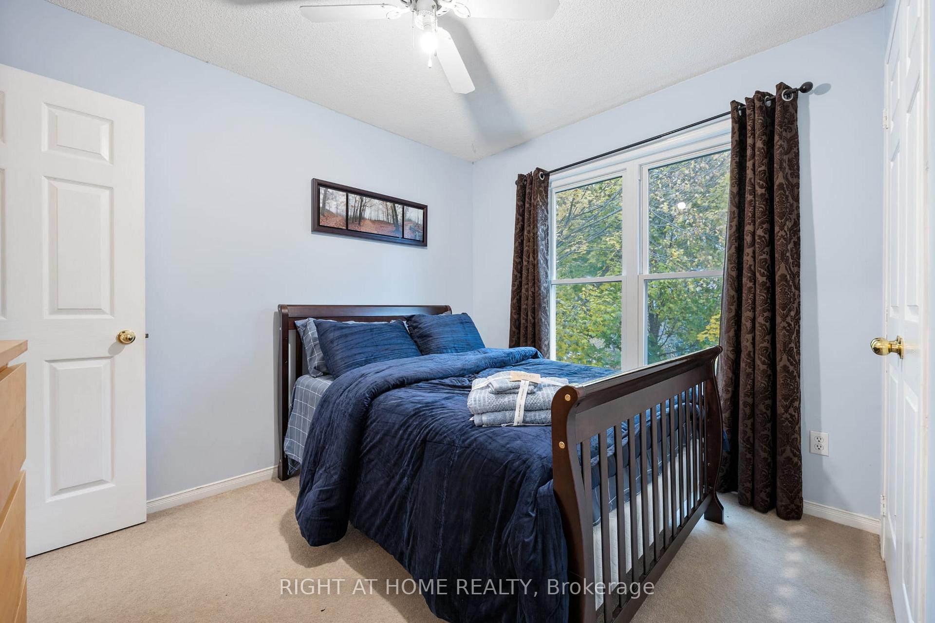 Photo 11 of 54 Amberhill Way, Aurora, Bayview Wellington — HOMEH