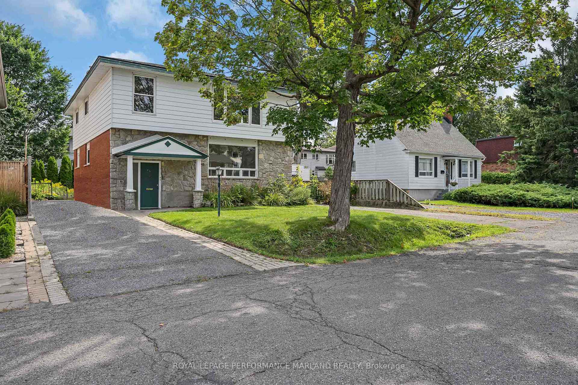 Photo 2 of 845 Forest Street S, Ottawa, Queensway Terrace North — HOMEH