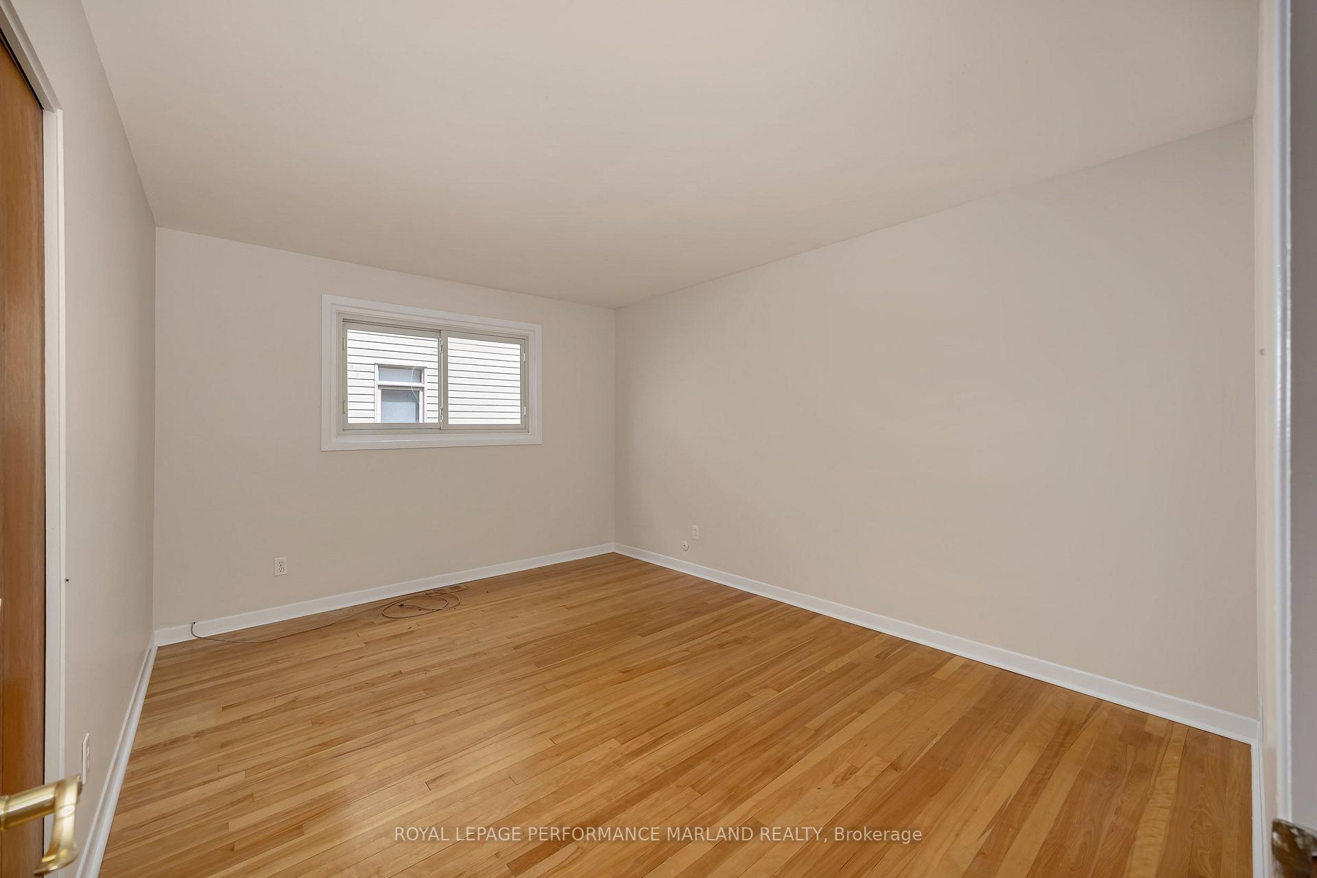 Photo 10 of 845 Forest Street S, Ottawa, Queensway Terrace North — HOMEH