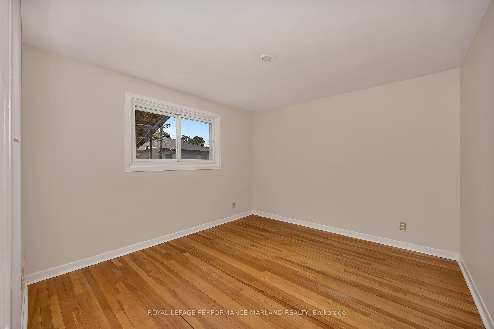Photo 20 of 845 Forest Street S, Ottawa, Queensway Terrace North — HOMEH