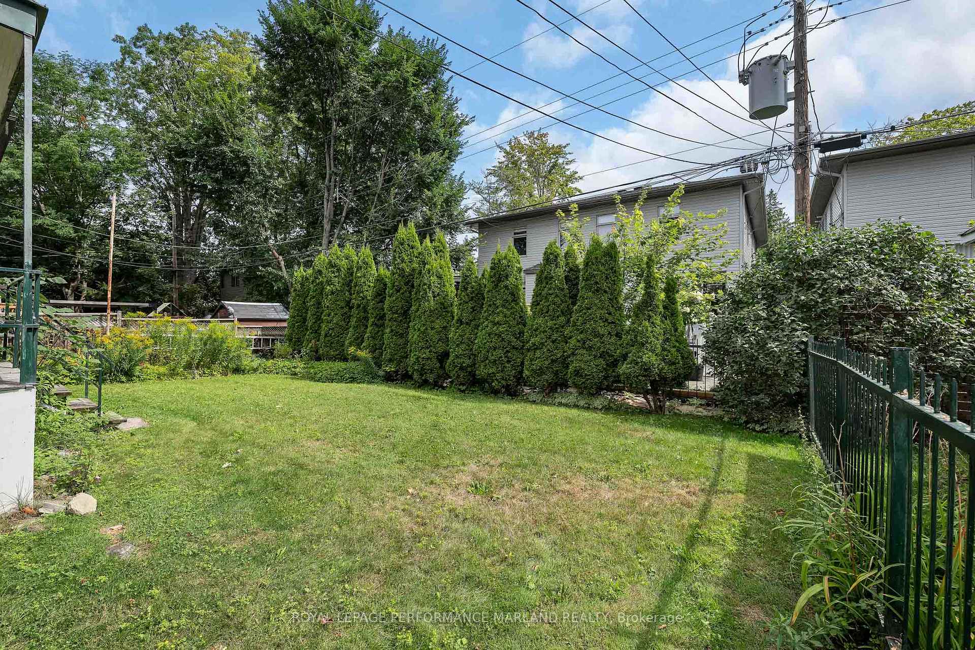 Photo 27 of 845 Forest Street S, Ottawa, Queensway Terrace North — HOMEH
