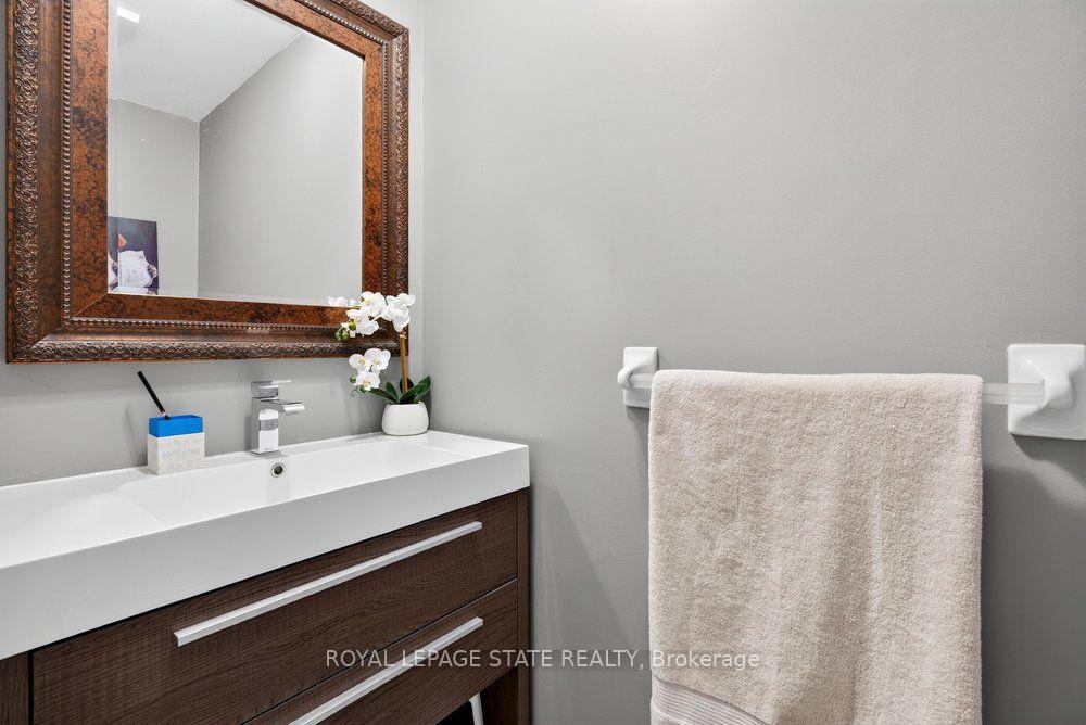 Photo 22 of Unit 11, 44 Frances Avenue, Hamilton, Lakeshore — HOMEH