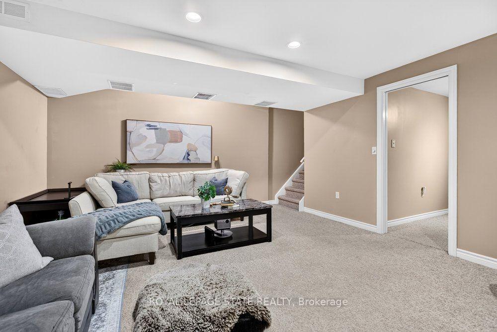 Photo 35 of Unit 11, 44 Frances Avenue, Hamilton, Lakeshore — HOMEH