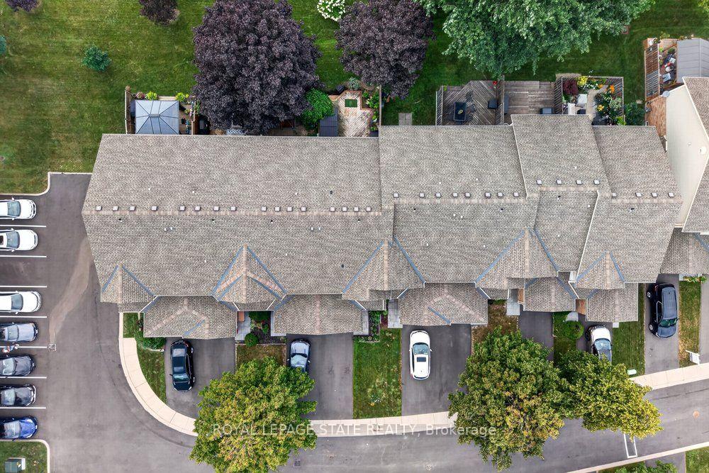 Photo 46 of Unit 11, 44 Frances Avenue, Hamilton, Lakeshore — HOMEH