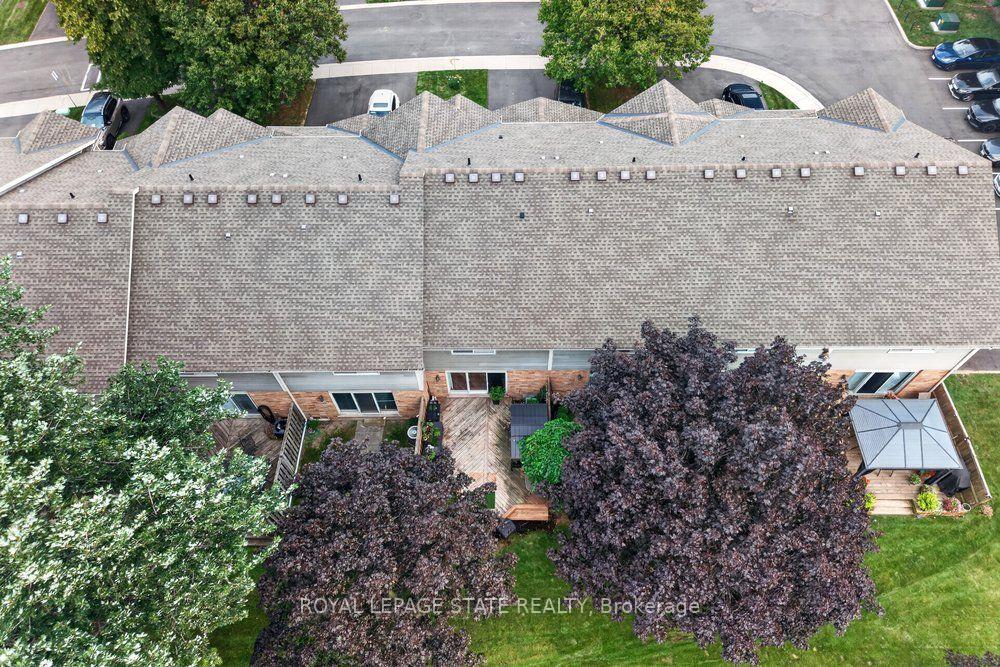 Photo 47 of Unit 11, 44 Frances Avenue, Hamilton, Lakeshore — HOMEH