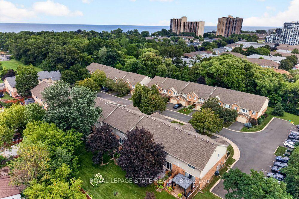 Photo 48 of Unit 11, 44 Frances Avenue, Hamilton, Lakeshore — HOMEH