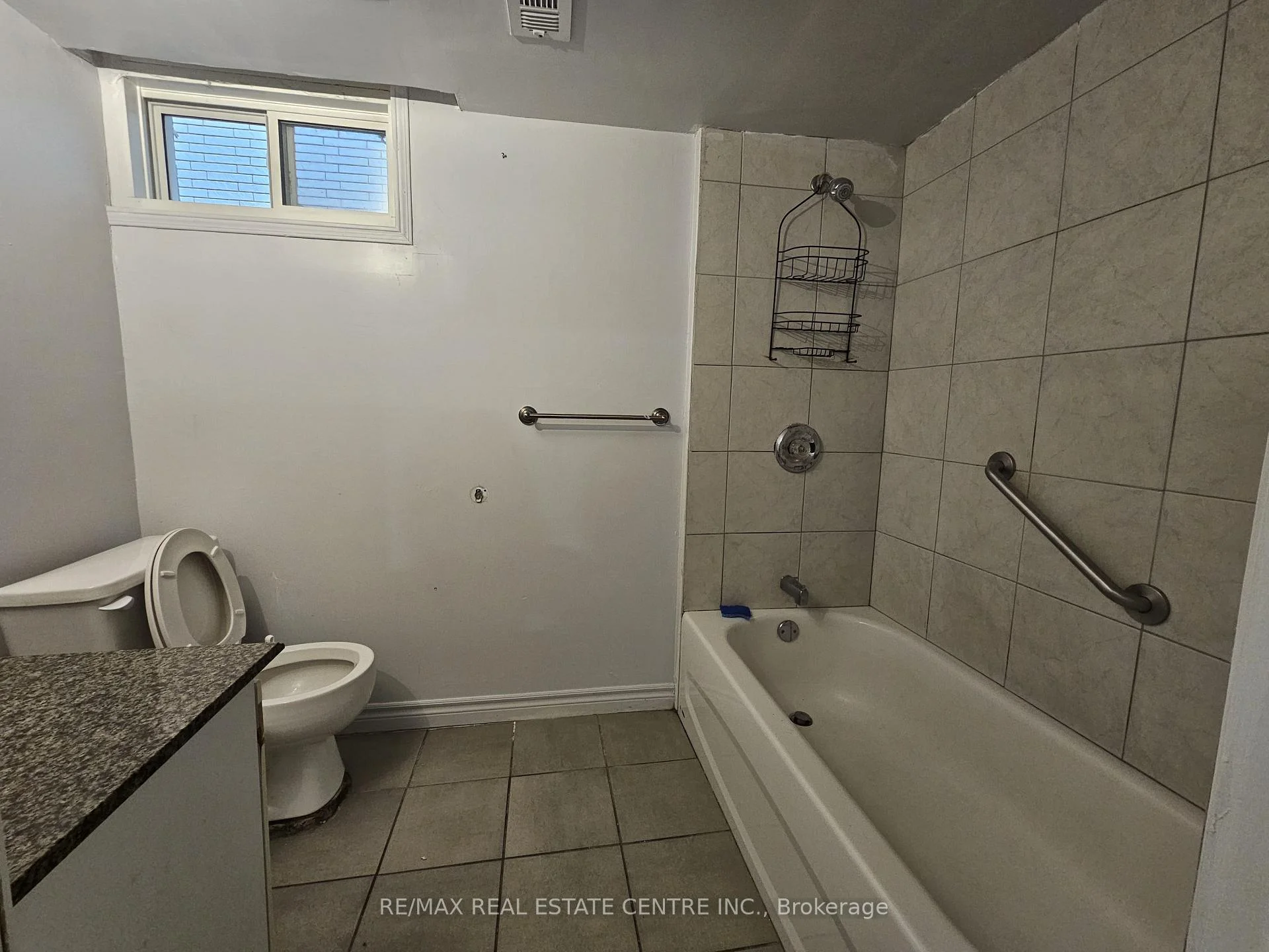 Photo 22 of Unit Bsmt, 49 Selkirk Avenue, Hamilton, Normanhurst — HOMEH