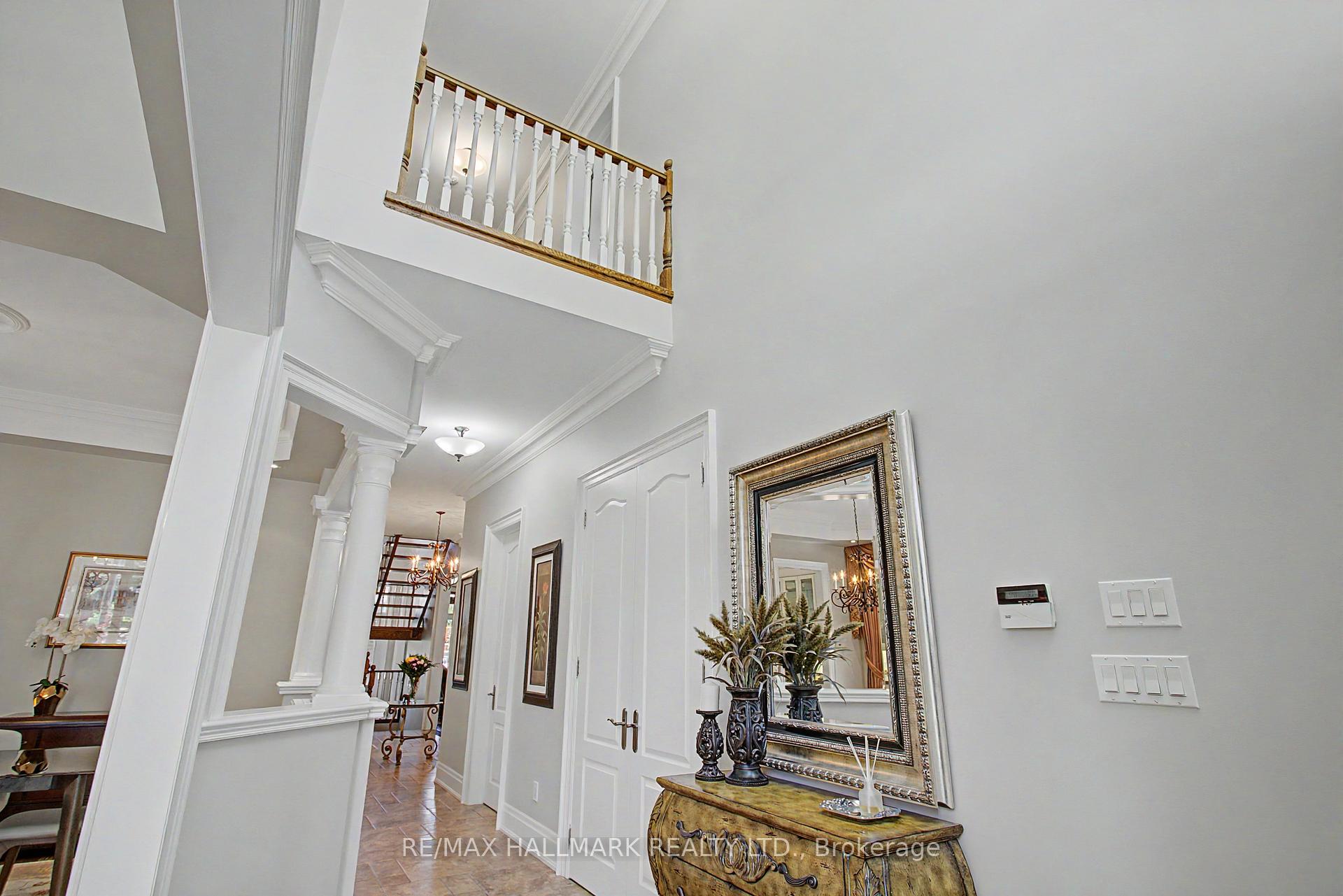 Photo 5 of 102 Duncan Road, Richmond Hill, Langstaff — HOMEH
