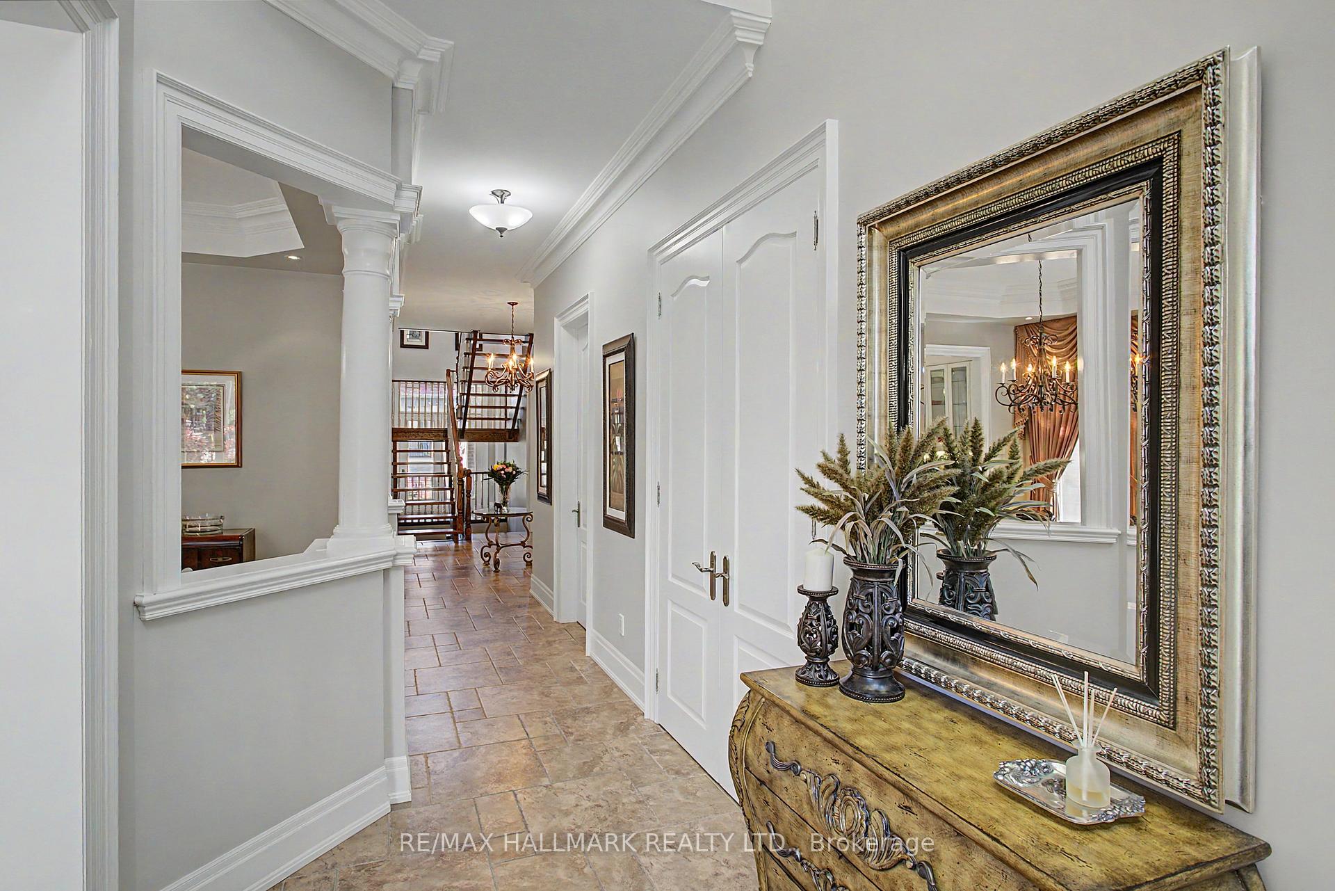 Photo 11 of 102 Duncan Road, Richmond Hill, Langstaff — HOMEH
