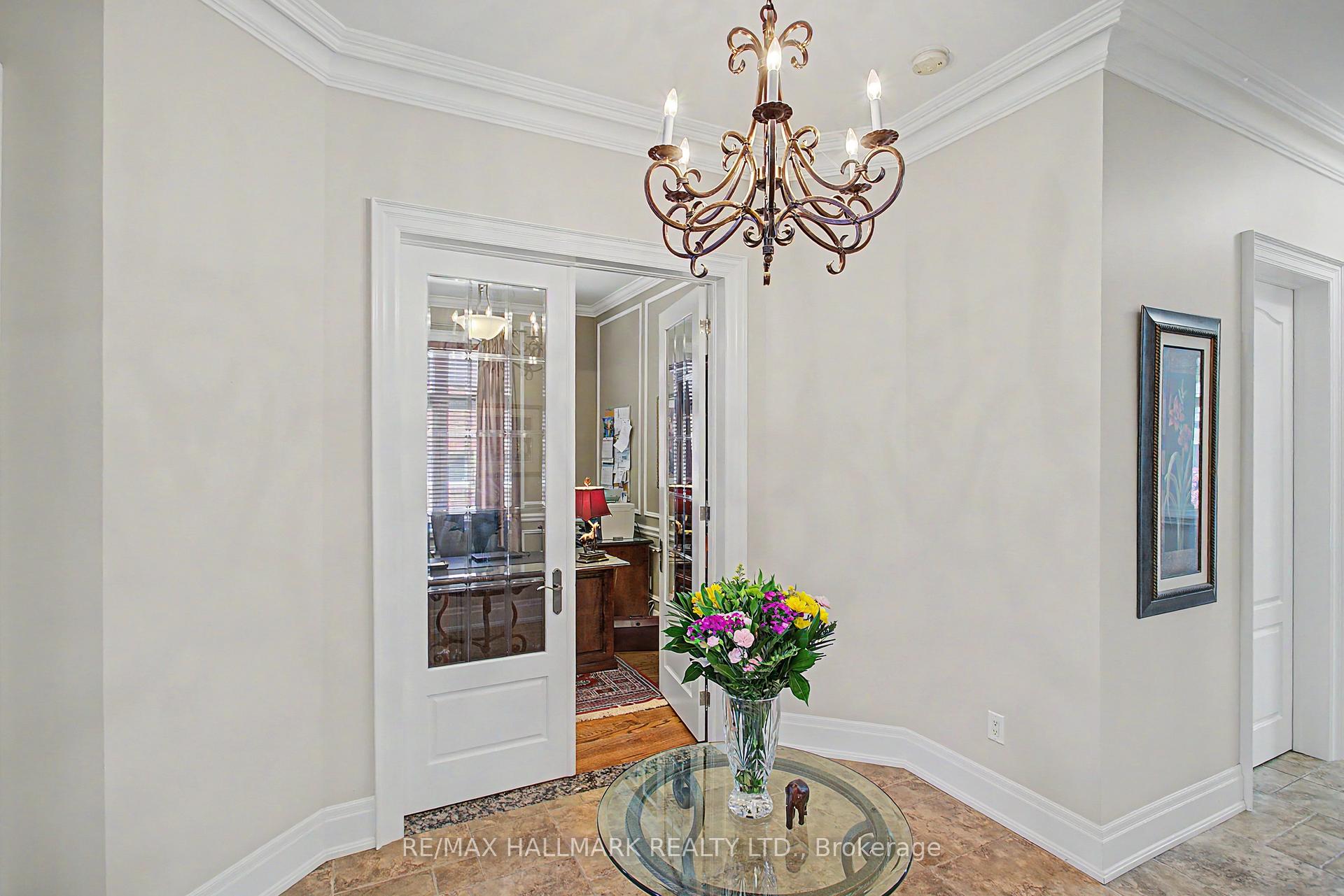 Photo 15 of 102 Duncan Road, Richmond Hill, Langstaff — HOMEH